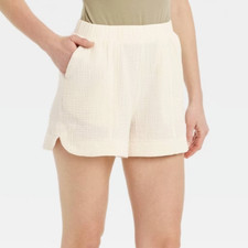 Women's High-Rise Pull-On Shorts - Universal Thread Cream Size XL