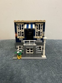 LEGO Creator Expert Modular Buildings Market Street 10190 In 2007 Used Retired
