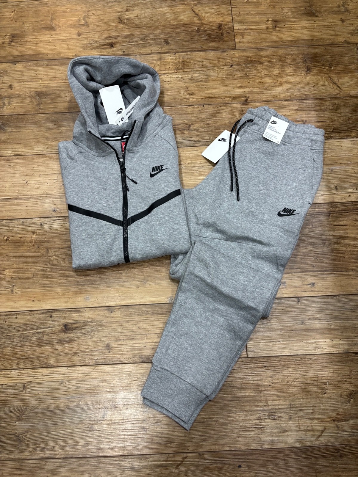 Men&rsquo;s Nike Tech Fleece Sweatsuit Sportswear  Tracksuit
