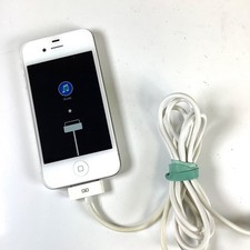 Very Clean White Apple iPhone 4 8GB A1349  UNTESTED