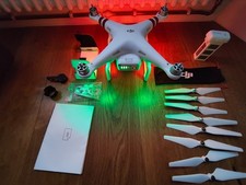 DJI Phantom 3 Advanced Drone + Controller + Props + Case | For Parts/Not Working