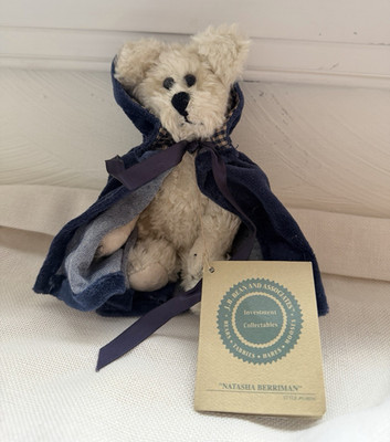 Boyds Bears Natasha Berriman #918050 Plush Bear with Blue Hooded Cape & Tags