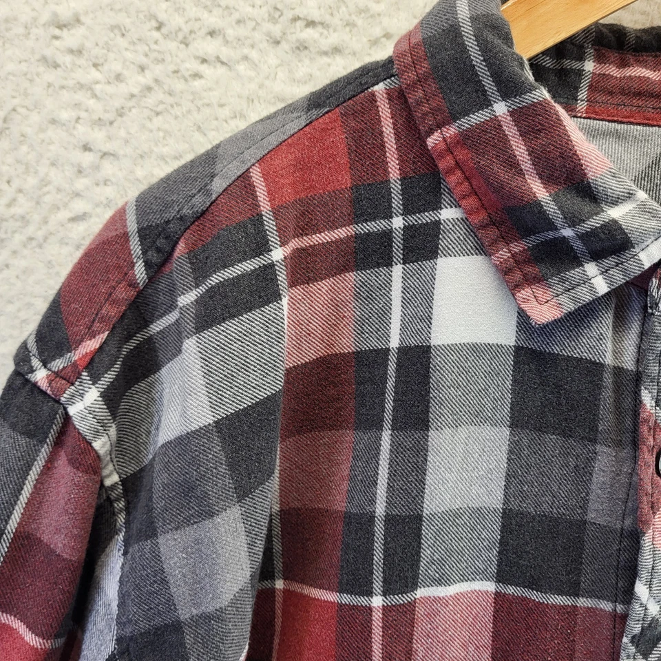 Zoo York Flannel Button Up Shirt Mens 2XL XXL Red Black Plaid Skater - Image 2 of 4