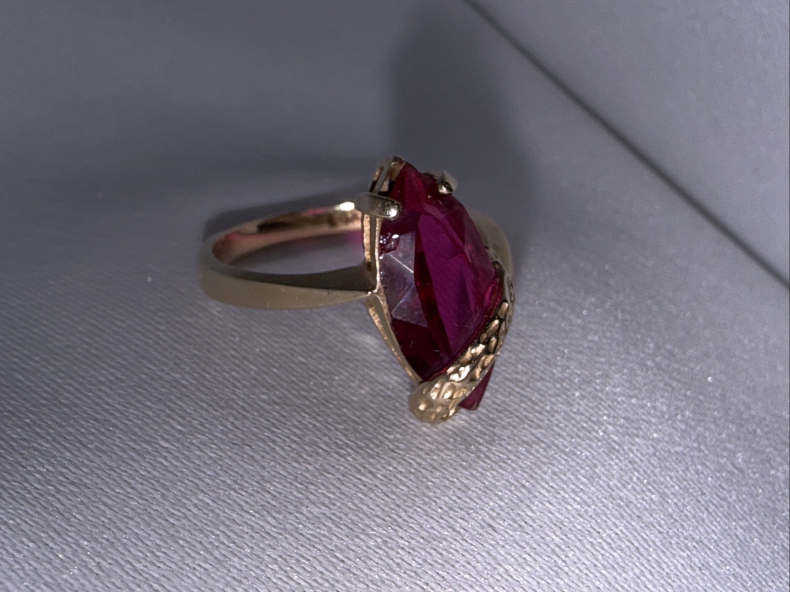 Antique Ruby 24K Ring - image 12