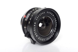 Leitz Wetzlar Super Angulon 21mm f/3.4 Leica M Mount Wide Prime Lens Black. 1969