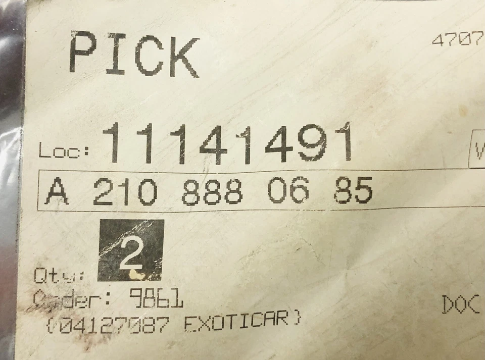 MOLDEO DE GUARNICIÓN 332mm para MB E300 E320 E420 E430 E55 AMG 2108880685 OEM NUEVO Foto 2 de 4