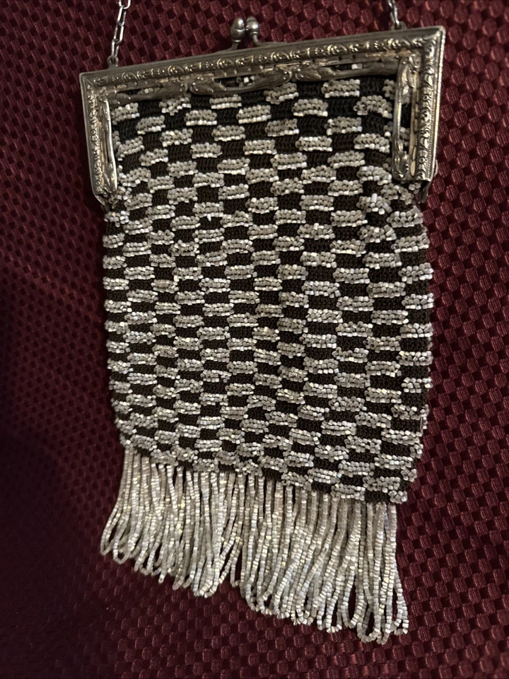 古董 20 世纪 20 年代钢切割串珠 Flapper 钱包银色条纹艺术装饰美丽 — 第 3/4 张图片