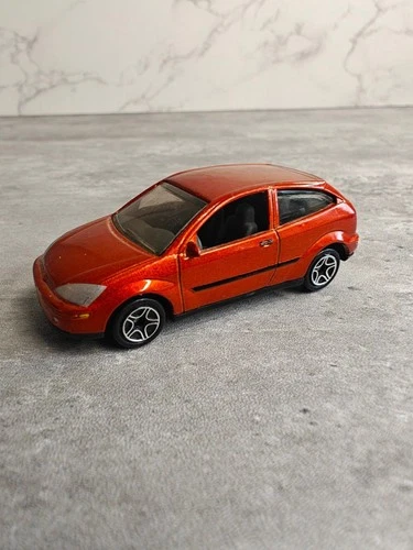 Vintage Matchbox Diecast Ford Focus Car 1/57 Scale 1999