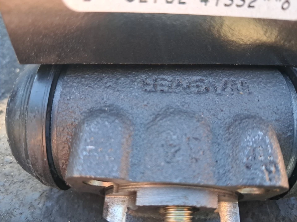 2x Cilindro de rueda de freno de tambor delantero izquierdo y derecho AMC American 1964-1965 #19 Foto 2 de 4