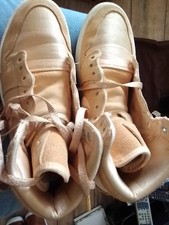 Jordan Air Jordan 1 Retro High Ice Gold Leather Sneaker AO1847-845