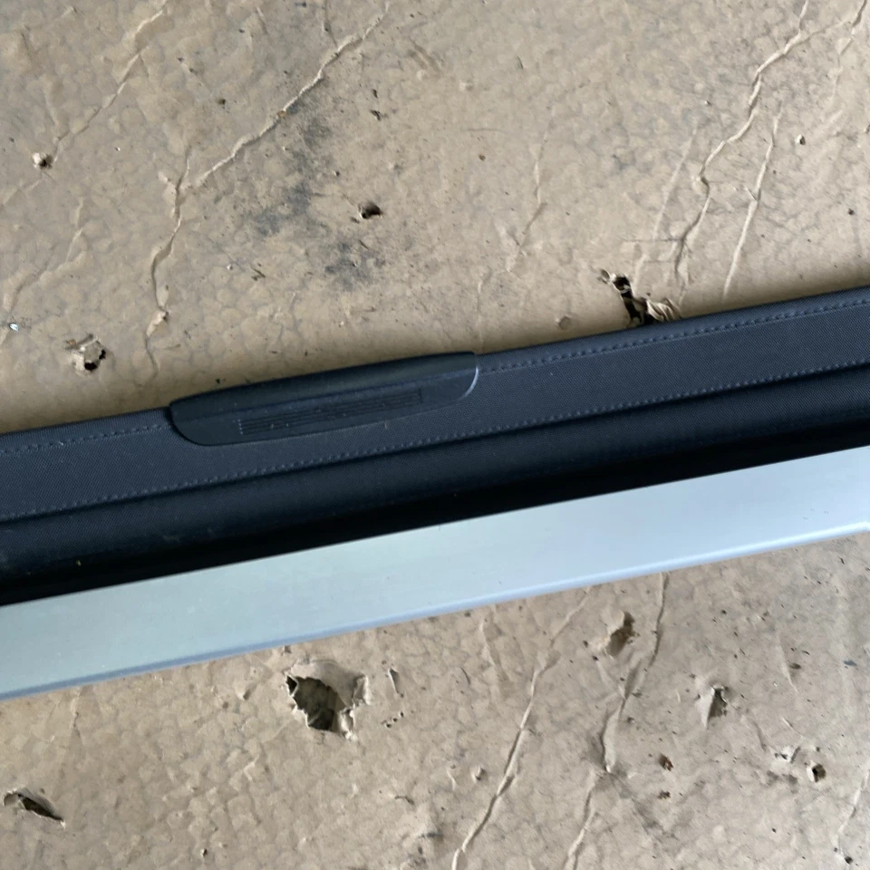 Cubierta de carga trasera Subaru Legacy Outback 2005-2008 OEM Foto 4 de 4