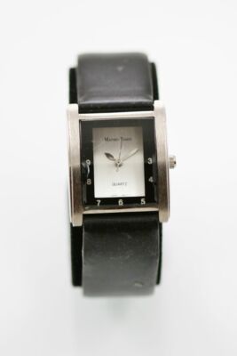 Mathey Tissot Uhr Damen Edelstahl Silber Leder Schwarz Batterie Weiß Quarz