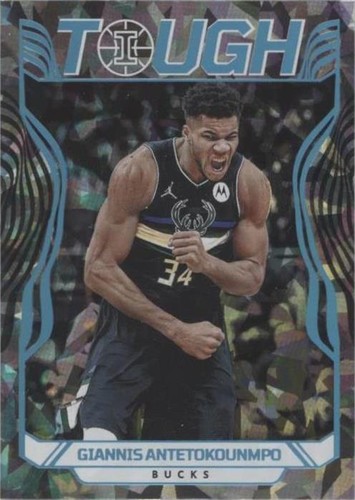 Giannis Antetokounmpo 2021-22 Optic Silver Pulsar Prizm #31 Bucks