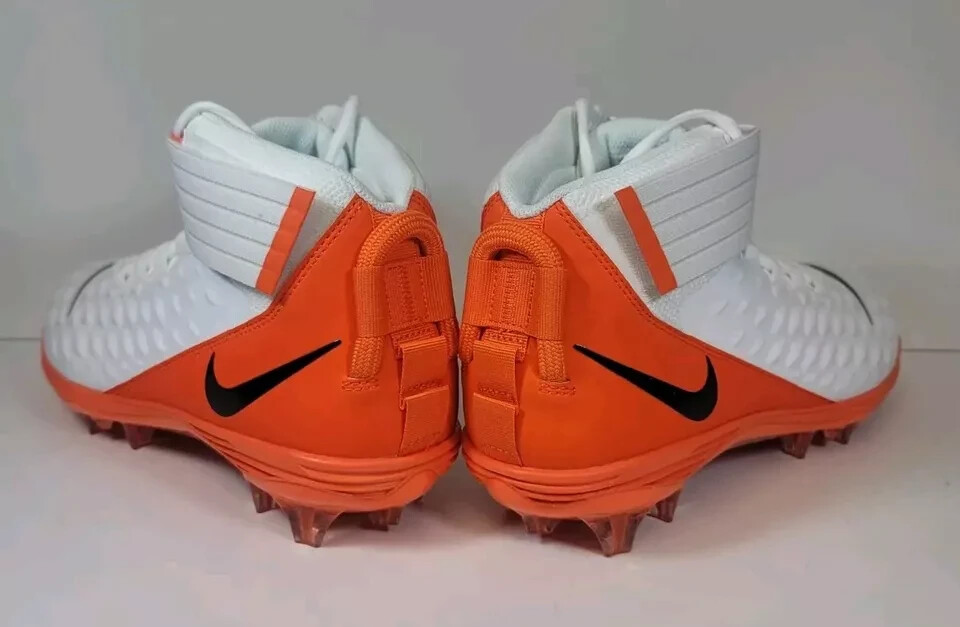 NIKE FORCE SAVAGE PRO 2 FOOTBALL CLEATS SIZE 13.5 WHITE  display picture 1