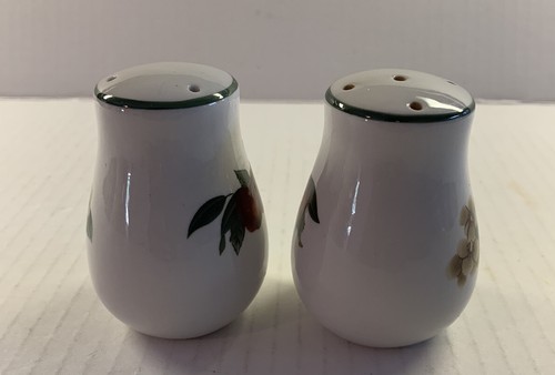Fruit Floral Design Salt Pepper Set - Picture 5 of 6