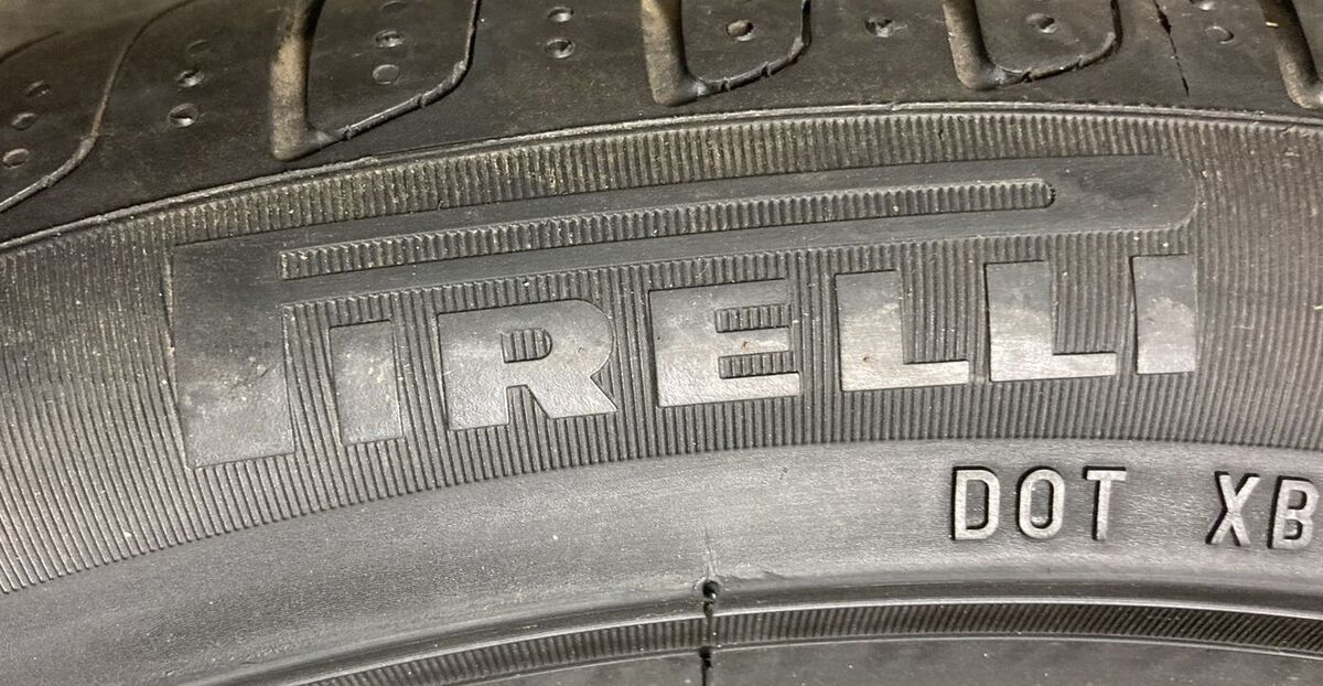 1 FULL TREAD Pirelli Cinturato P7 TIRE 215/45R18 93W XL (DOT 1 FULL TREAD Pirelli Cinturato P7 TIRE 215/45R18 93W XL (DOT