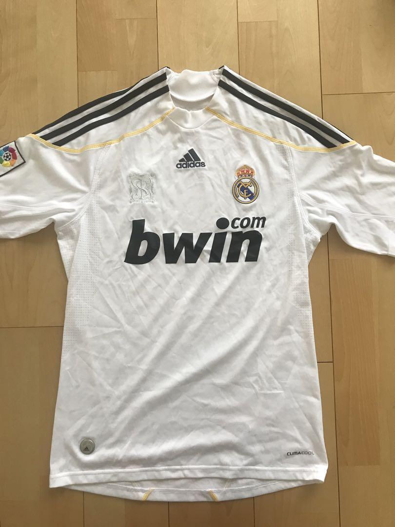 Vintage Real Madrid 09/10 Home Size S adidas Soccer Jersey