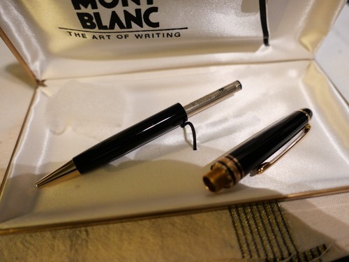 MONTBLANC MEISTERSTUCK GOLD BLACK BALLPOINT PEN - Picture 3 of 7
