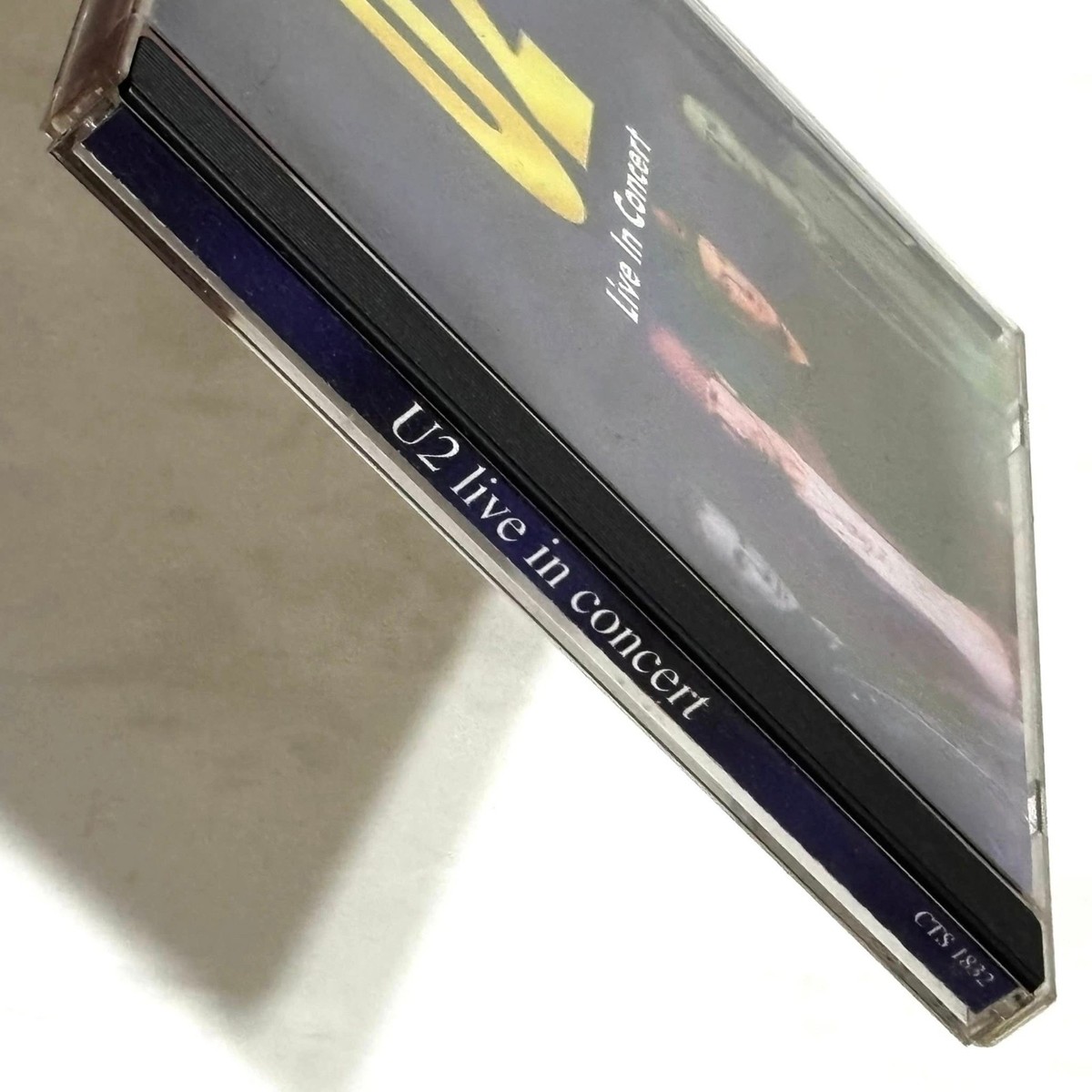 U2 Live In Concert 心靈之約現場演唱會 Taiwan OBI 16 Track CD Album
