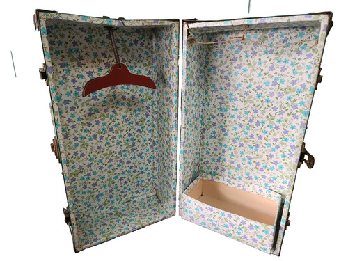 Vintage 1950's Wood Doll Carrying Case Trunk Wardrobe Storage 18”X 9.5”x9.5”