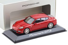 Minichamps 1:43 Porsche Panamera GTS 2013 Diecast Car WAP DEALER Karmin Red