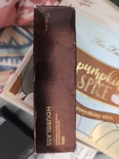 HOURGLASS Veil Hydrating Skin Tint Foundation...