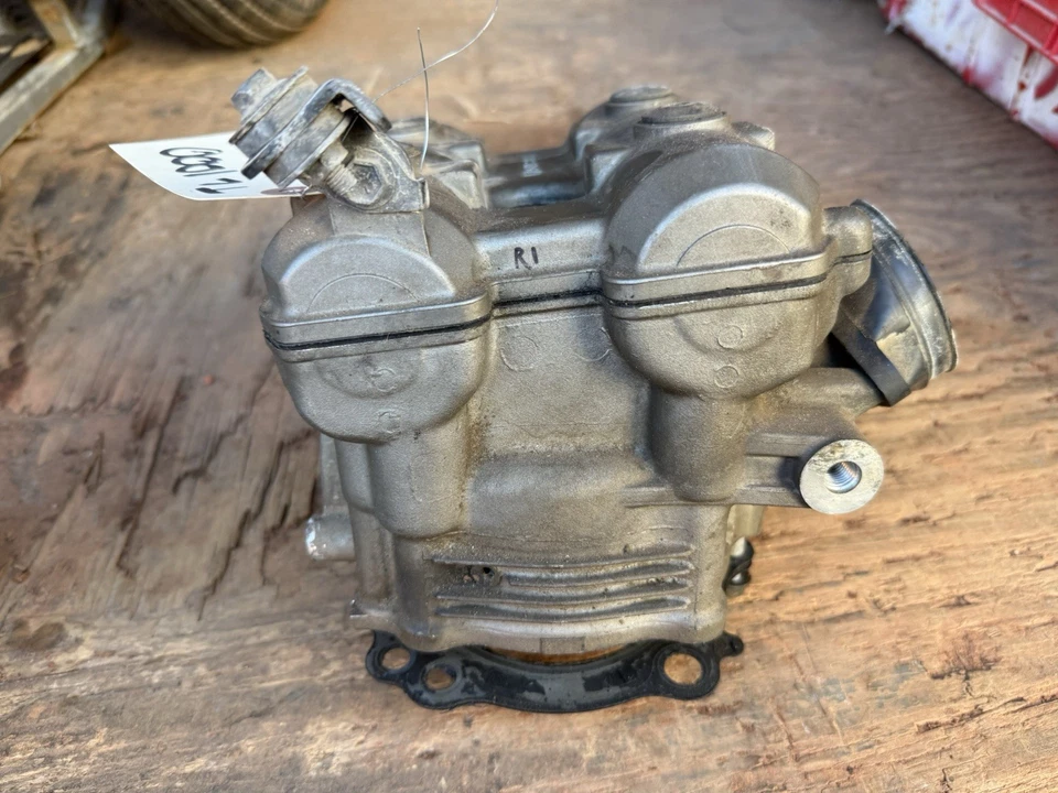 1999 SUZUKI TL1000R MOTOR TRASEIRO CABEÇA DE CILINDRO EXTREMIDADE SUPERIOR CAMS PONTES - Imagem 2 de 4