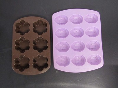 Wilton Petite Chocolate Egg & Brownie Blossom Pops Silicone Baking Molds