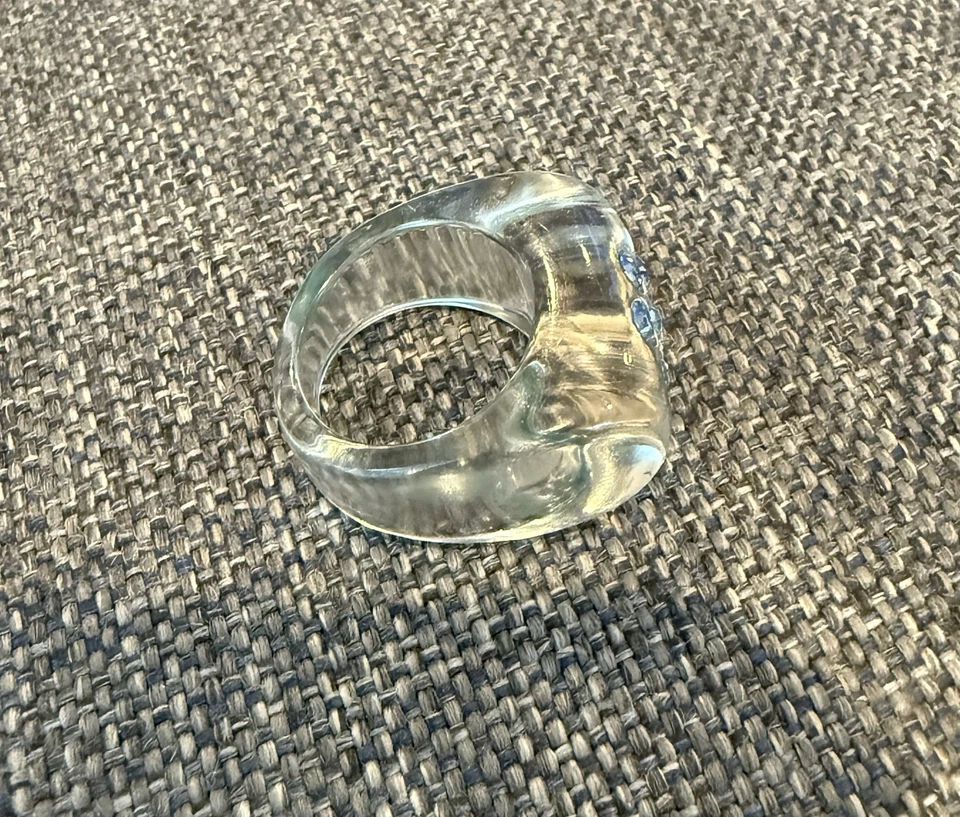 Anel geométrico cubo Y2K retrô robusto strass lucite azul claro tamanho 5,5 - Imagem 3 de 3