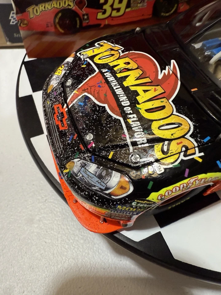 Ryan Newman #39 Tornados Phoenix Win 2010 Impala 1/24 Nascar Diecast - Image 3 of 4