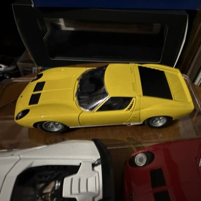 AUTOart 1:18 Lamborghini Miura Yellow Diecast Collectible Model Car Display