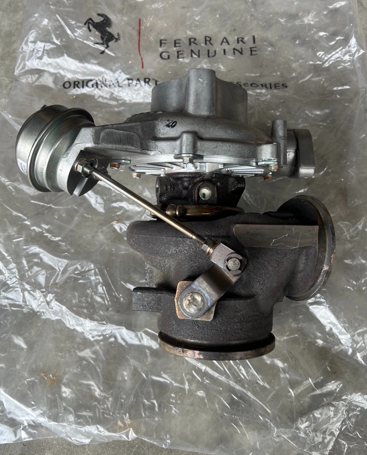 16-19 Ferrari 488 GTB Spider Driver Side Turbo Turbocharger T