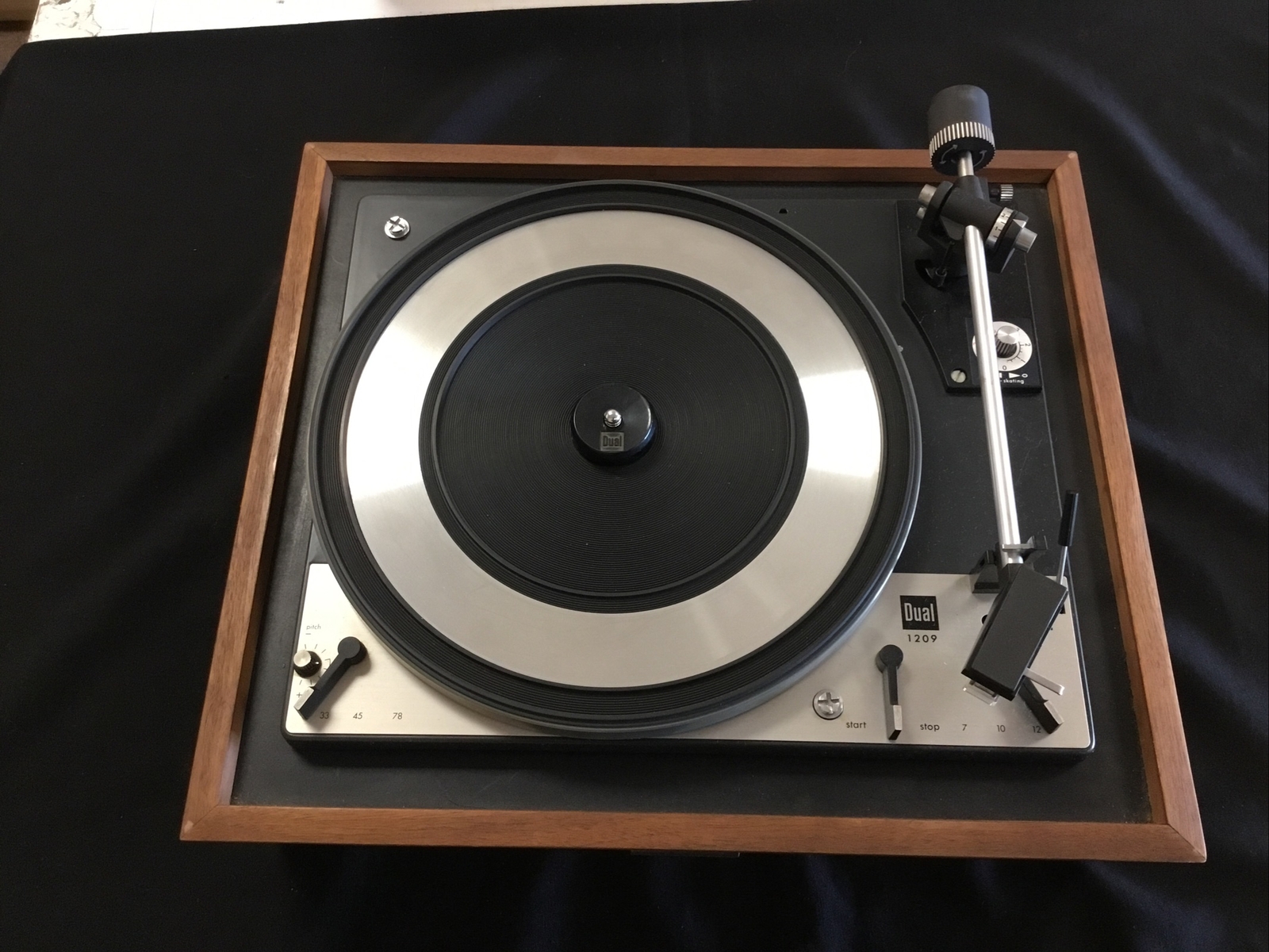 United Audio Dual 1209 Turntable Record Player SOLD AS IS / PARTS