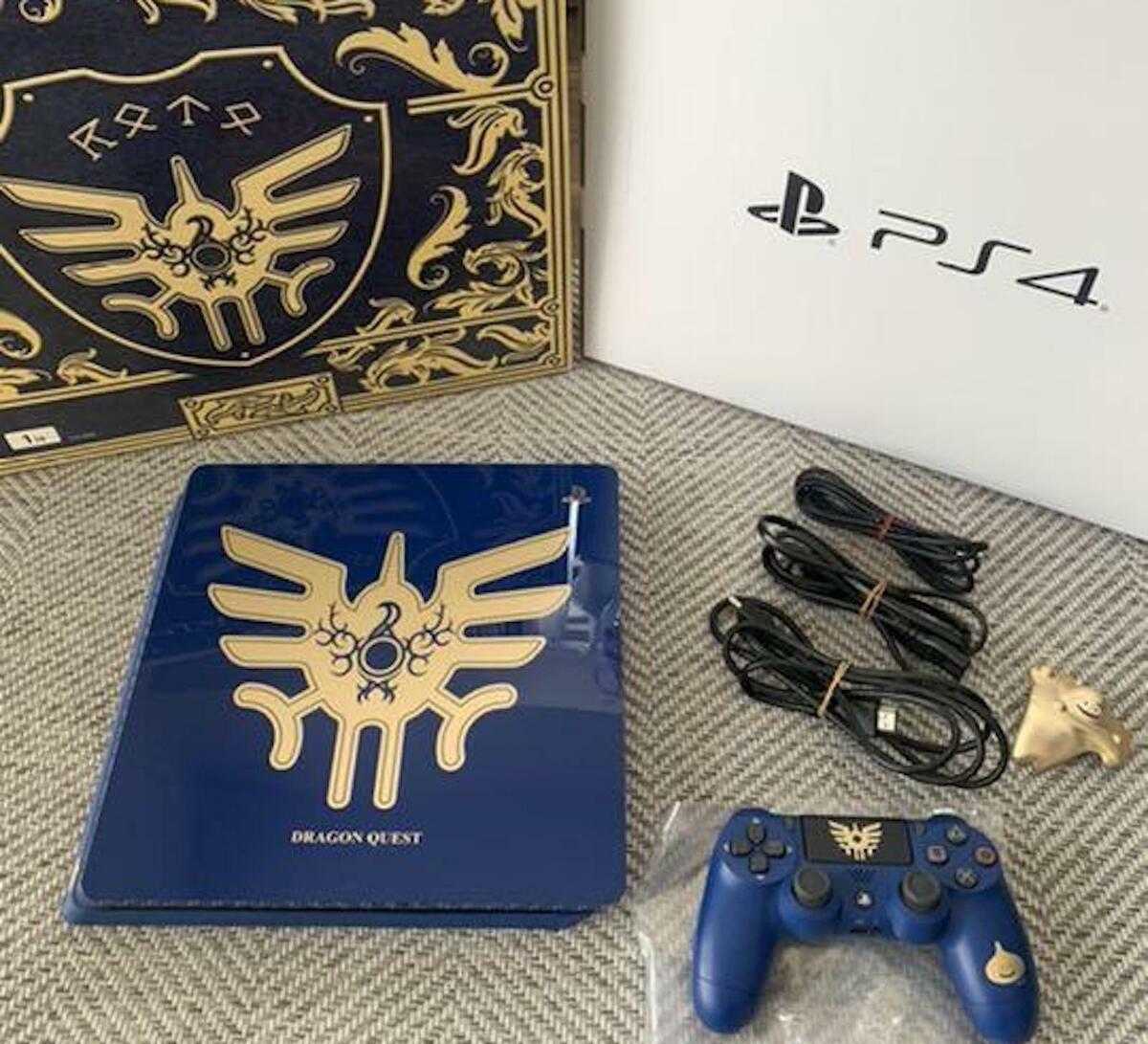 Playstation4 PS4 slim Dragon Quest XI Roto Edition Loto Playstation4 PS4 slim Dragon Quest XI Roto Edition Loto