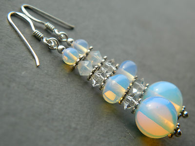 Opalit Mondsteine, Vintage & Swarovski Kristalle & Sterlingsilber Tropfen Ohrringe