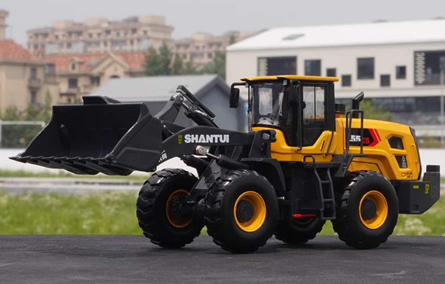 1:35 24CM SHANTUI L55-C5 Loader Construction Equipment Machine Diecast Model - Image 2 of 4