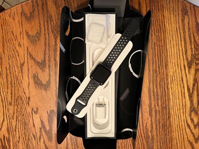 apple series 4 nike 44mm