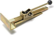 Flooring Jack   Ratcheting Alignment Tool for Hardwood Installation, Edge Tigh