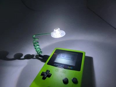 CLASSIC GAME SOURCE INC. NEW Super Bright LED Snake Worm Light for GameBoy Color No Batteries Required