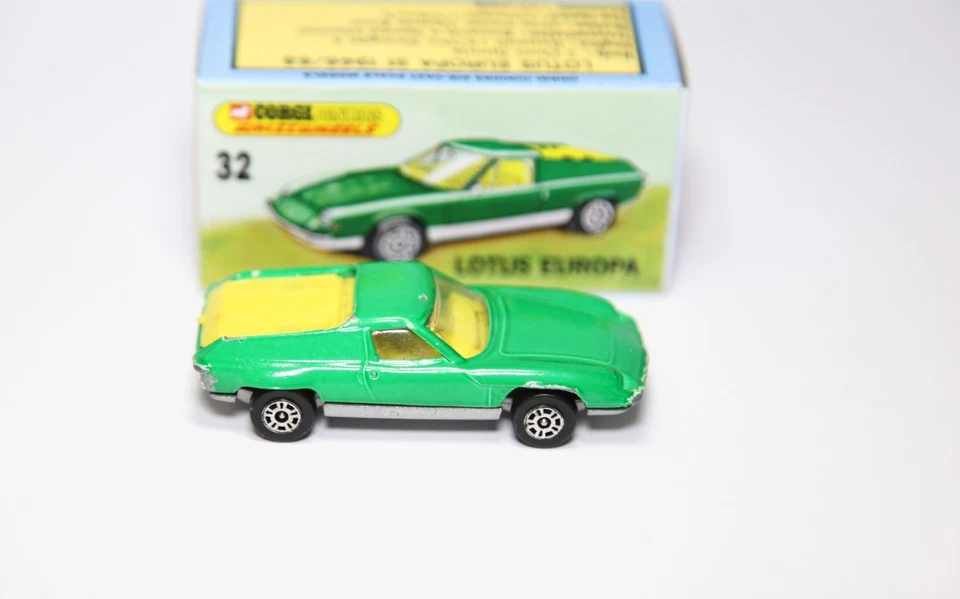 Corgi Juniors No 32 Lotus Europa - Good Original & Free Reproduction Box - Image 4 of 4