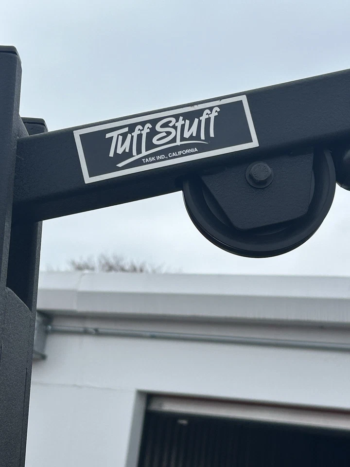 Máquina de gimnasio Tuff Stuff Foto 3 de 3