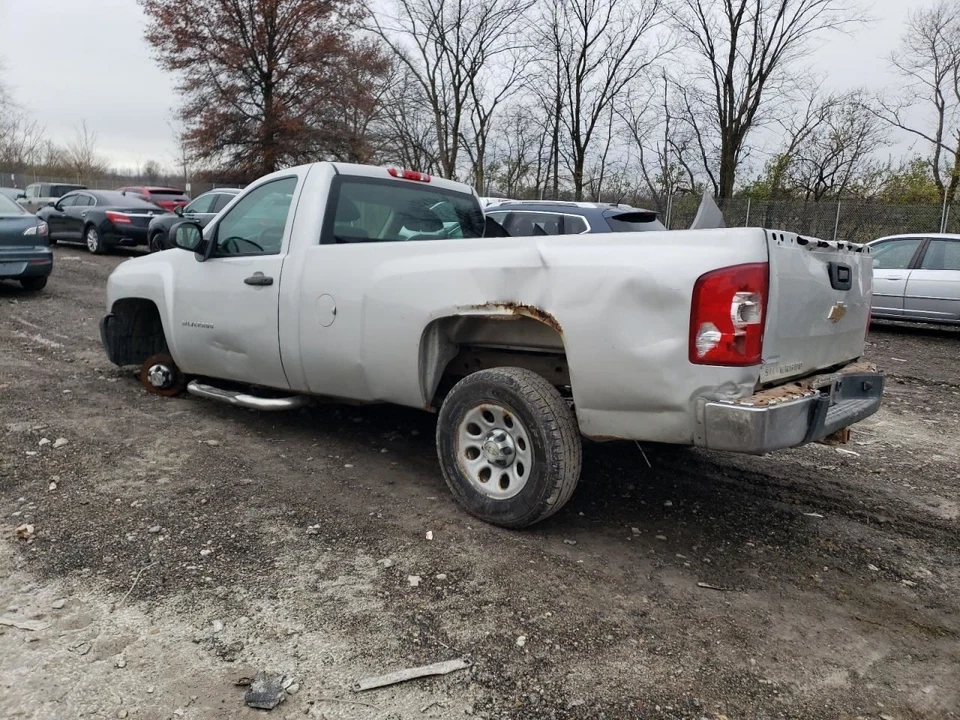 2010 Chevrolet Silverado 1500 RWD Drive Shaft 133 WB Used 121K Miles Foto 2 de 4