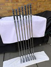 TaylorMade RSi 2 Forged Iron Set 4-PW Steel Shafts Regular Flex Left hand