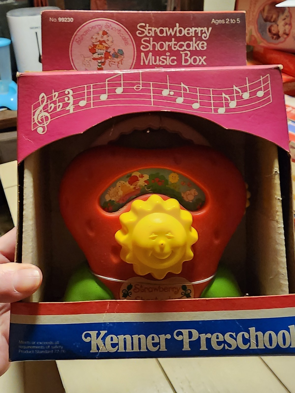 Kenner Strawberry Shortcake Music Box Radio Preschool Toy Vintage 1985