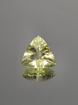 Helidor Beryl Melow Yellow 2.55 Carat Fancy Trillon Cut Eye Clean Natural Gem