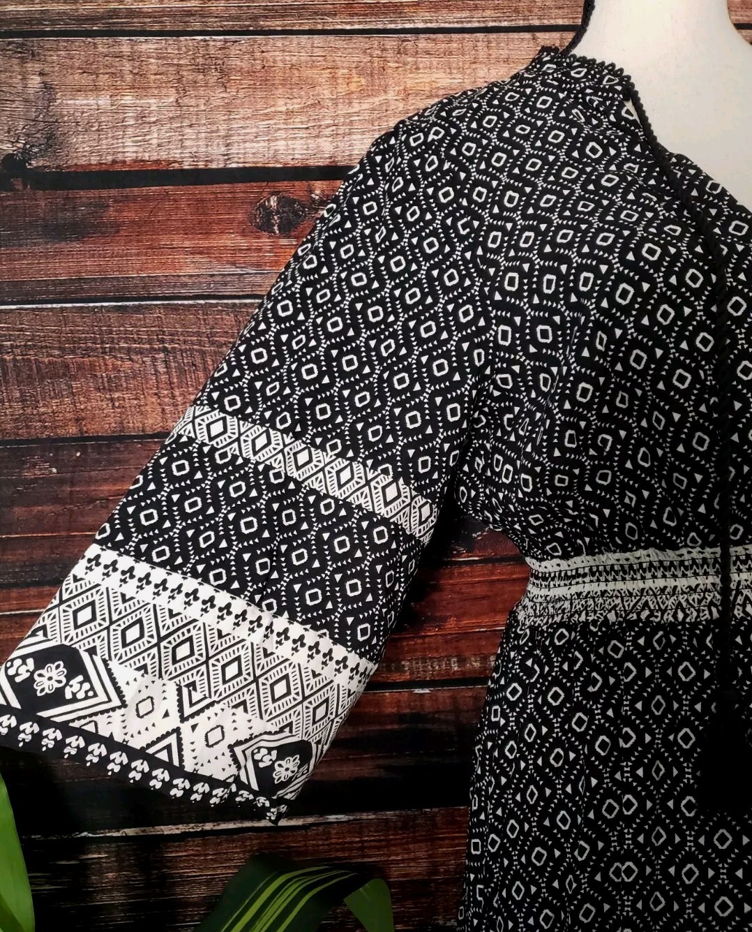 H&M Divided Dress Size 10 Peasant Smocked Waist Flared Cropped Sleeves Viscose thumbnail 5