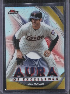 2022 Finest #AE-JMA Joe Mauer Aura of Excellence Gold #/50