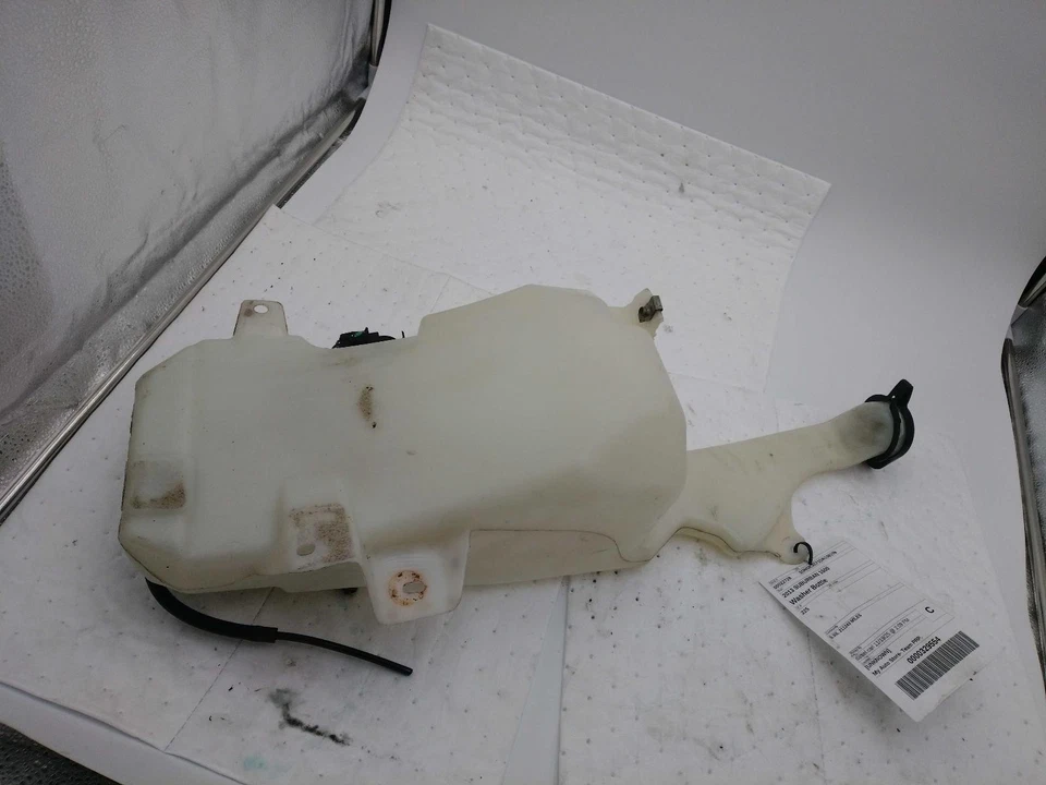 2013 Chevrolet Suburban 1500 Washer Fluid Reservoir OEM Blue 5.30L 211K Miles — 第 3/4 张图片