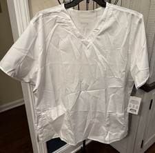 New White WonderWink Wink Women  s Classic fit 2X 2XL v-neck scrub top 101