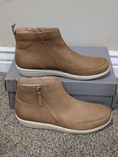 Size 9.5 Women's Vionic Lois FG Wheat Brown Zip Up Round Toe Ankle Booties